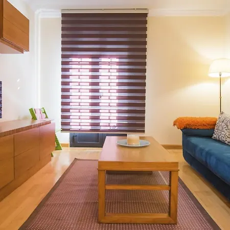 Sefarad_parking Propio Апартаменты *